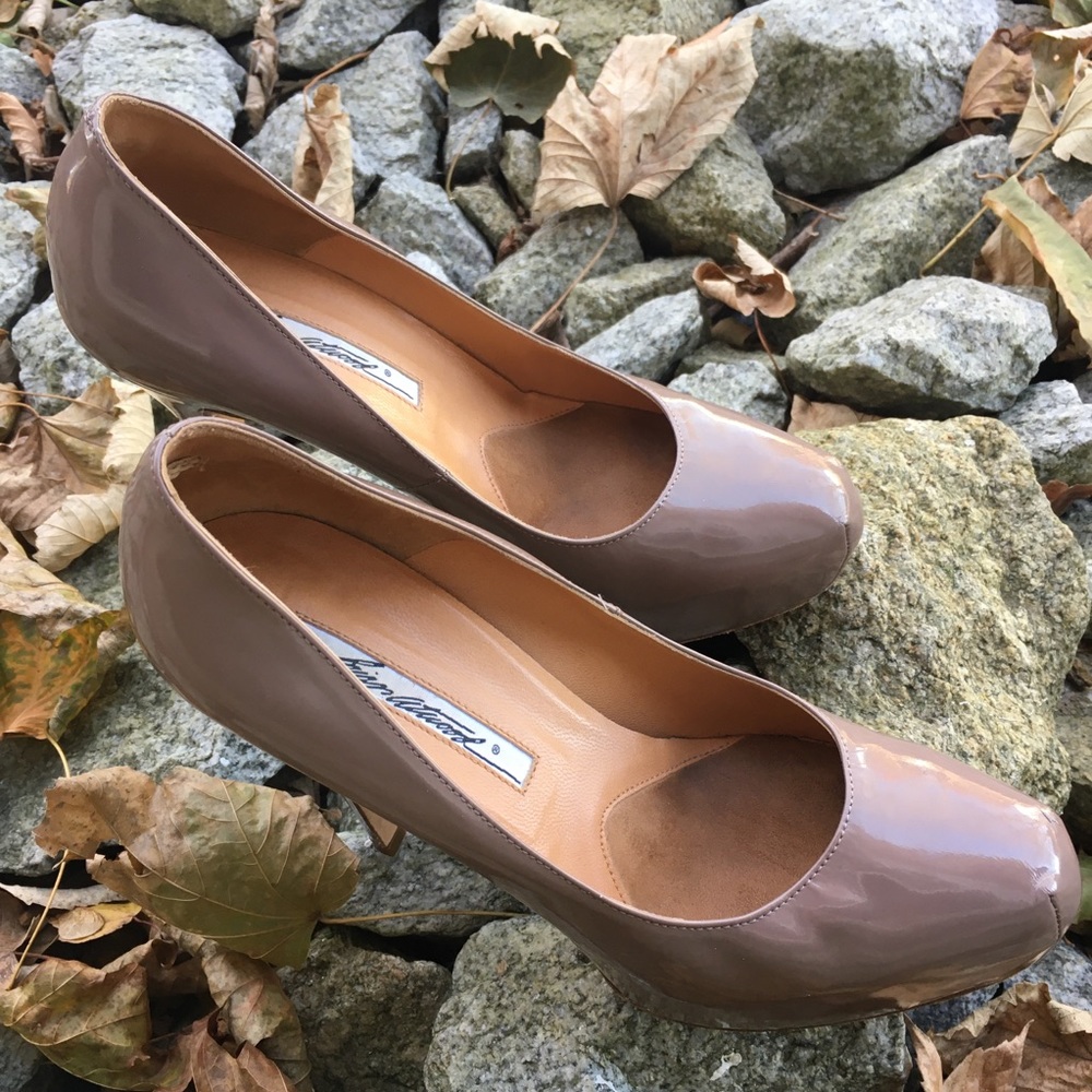 Brian Atwood Platform Pumps